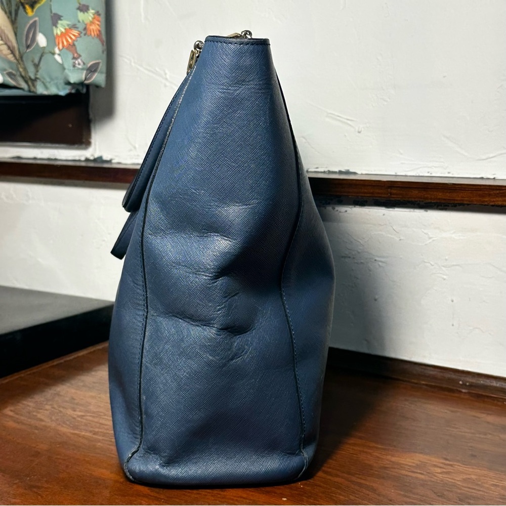 Coach Madison Saffiano East/West Tote Bag Blue EUC/GUC - Picture 3 of 14